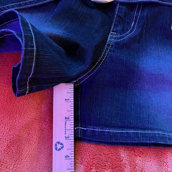 Stretch Denim Short-Shorts w/Denim Belt - Picture 10 of 16